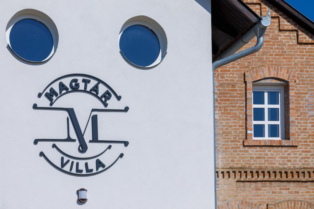 Magtar Villa Bóly エクステリア 写真